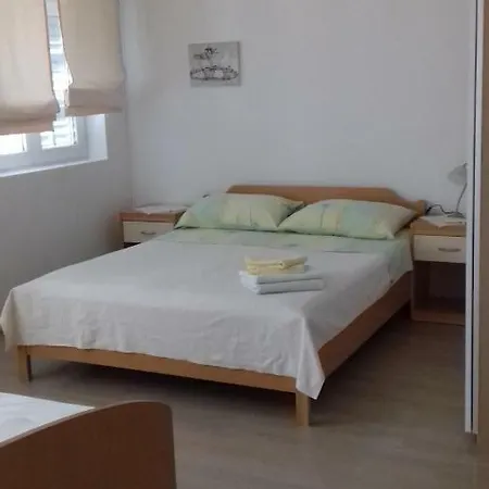 Feel Good Apartment Banjol Exteriér fotografie