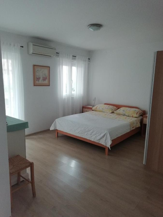 Feel Good Apartment